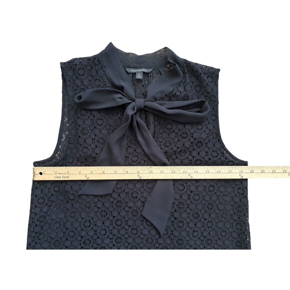 Banana Republic Sleeveless Lace Top Built in Neck Tie Women's Med Black Lined - Picture 9 of 13
